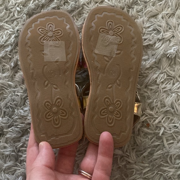 NWOT toddler sandals, size 10 - Picture 2 of 3